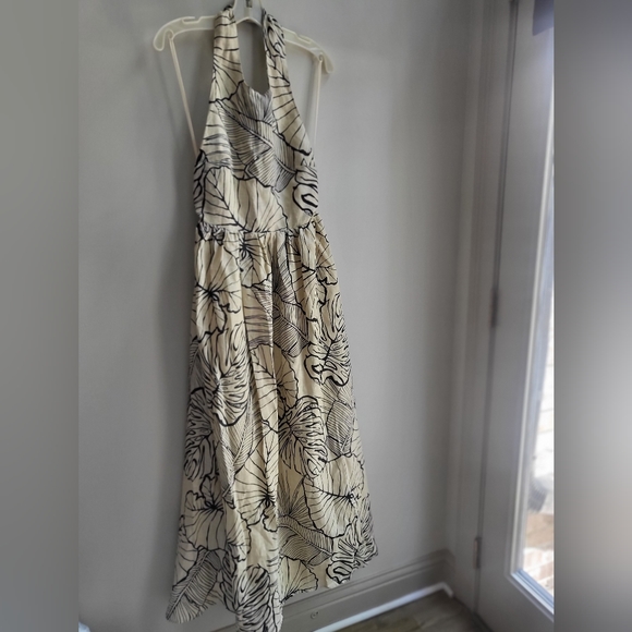 DISSH Malta Black Palm Linen Halter Dress - Picture 4 of 10